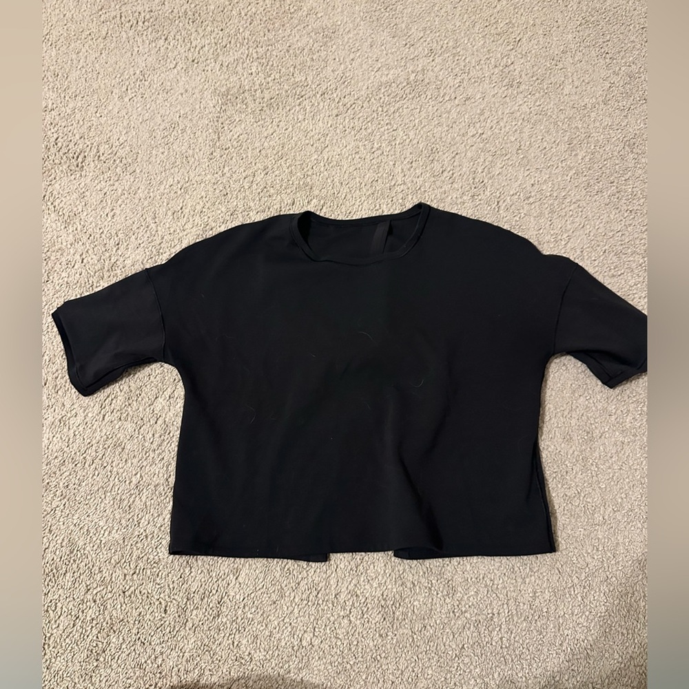 LULULEMON TOP
